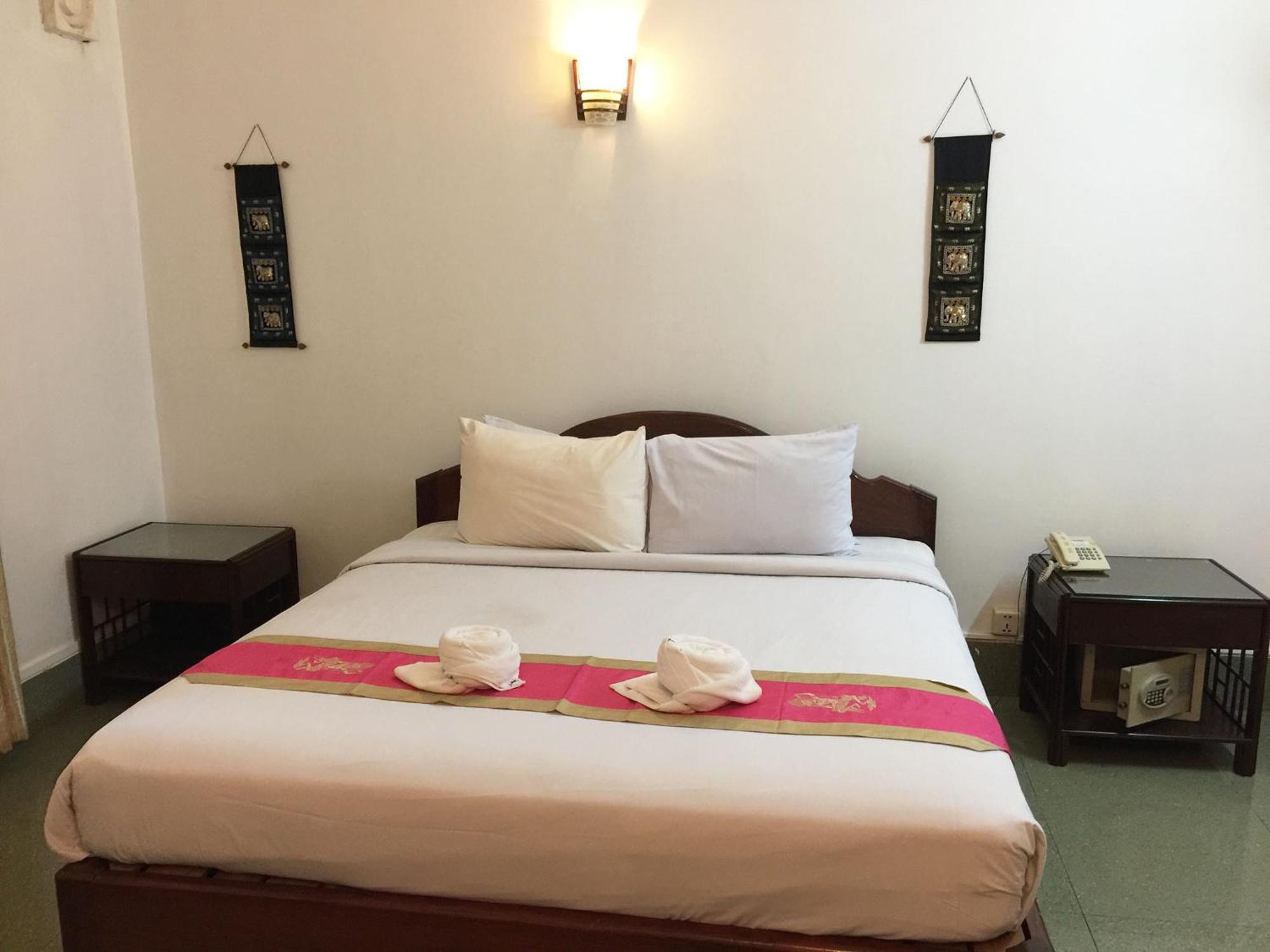 Central Night Hotel Siem Reap Exterior foto